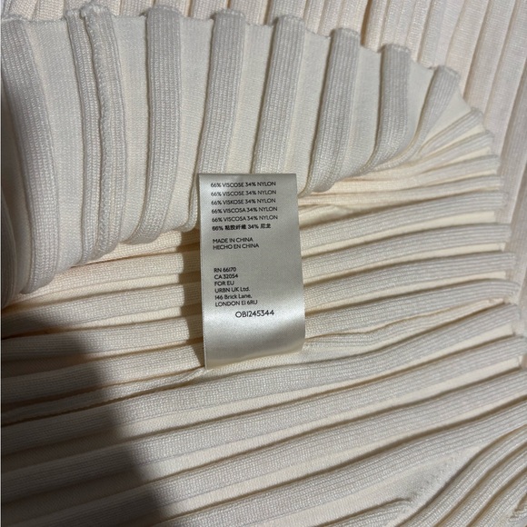 Maeve By Anthropologie Maris Midi V-Neck Sweater Dress Back Split Cream Size M - Picture 12 of 12